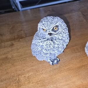Owl figure